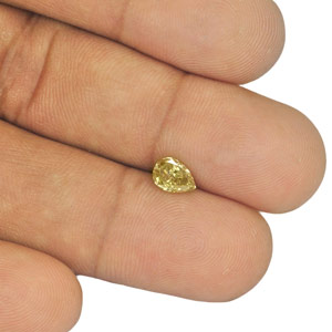 0.75-Carat Beautiful Fancy Golden Yellow Diamond from Angola - Click Image to Close