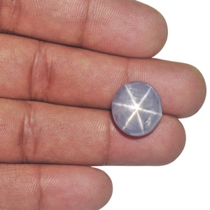 20.43-Carat Soft Greyish Violet Star Sapphire with Sharp Star - Click Image to Close