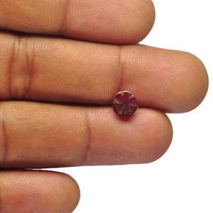 1.73-Carat Splendid Magenta Red Trapiche Ruby with Clear Spokes - Click Image to Close