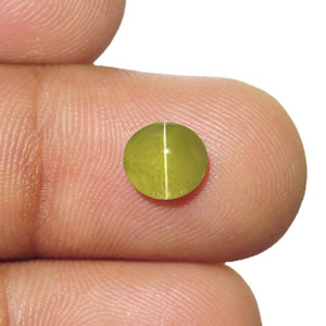 1.96-Carat Deep Yellowish Green Ceylonese Chrysoberyl Cat's Eye - Click Image to Close