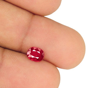 0.99-Carat Unheated Oval-Cut Rich Pinkish Red Mozambique Ruby - Click Image to Close