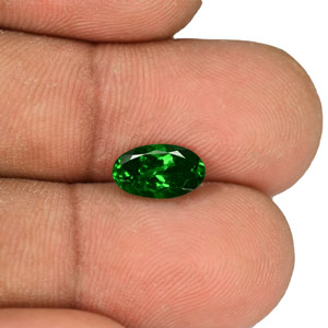 1.70-Carat Eye-Clean Dark Green Tsavorite Garnet from Kenya - Click Image to Close