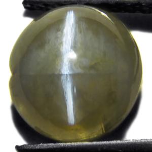 4.11-Carat Natural Chrysoberyl Cat's Eye with Blue Chatoyance - Click Image to Close