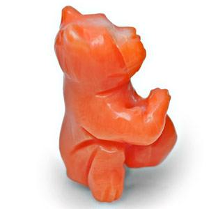 5.03-Carat Sculpture of Bear (Carved from Japanese Coral) - Click Image to Close