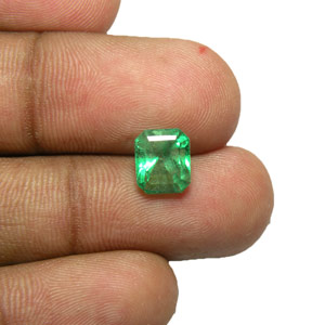 1.87-Carat Shimmering Neon Green Emerald from Colombia - Click Image to Close