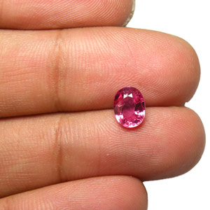 1.53-Carat Padparadscha-Type Pink Sapphire from Mozambique - Click Image to Close