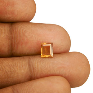 1.09-Carat Charming Brownish Yellow Sapphire from Burma - Click Image to Close