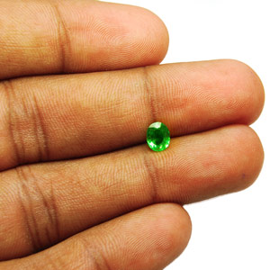 0.70-Carat VS-Clarity Unique Vivid Green Tsavorite Garnet - Click Image to Close