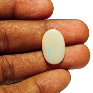 4.15-Carat Yellowish White Opal from Australia - Click Image to Close