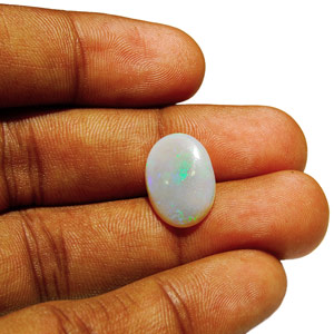 3.71-Carat Beautiful Oval-Cut Opal from Australia - Click Image to Close