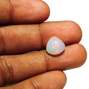 2.93-Carat Heart-Shaped Ethiopian Opal - Click Image to Close