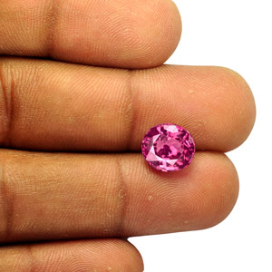 3.69-Carat Attractive Dark Pink Oval-Cut Spinel from Sri Lanka - Click Image to Close