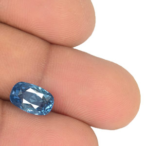 4.30-Carat Unheated Lustrous Blue Sapphire from Kashmir (GIA) - Click Image to Close