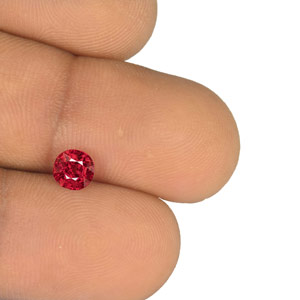 0.71-Carat Eye-Clean Intense Reddish Pink Burmese Spinel (IGI) - Click Image to Close