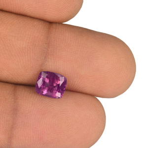 2.05-Carat Unheated Velvety Purplish Pink Sapphire from Pakistan - Click Image to Close
