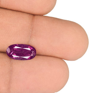 2.36-Carat Fiery Rich Purplish Pink Sapphire from Pakistan (IGI) - Click Image to Close