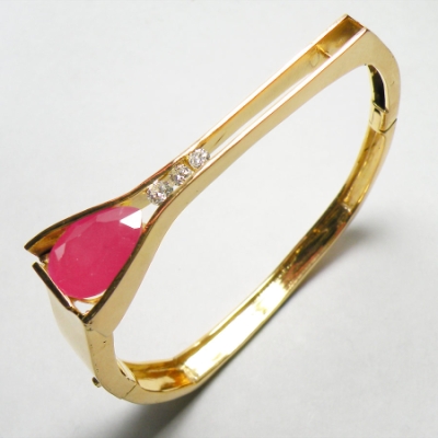 6.95-Carat Ruby Bracelet